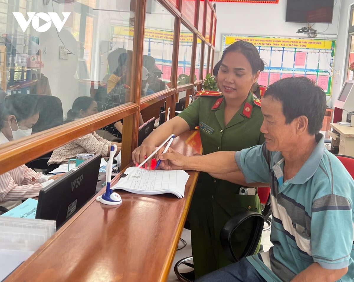 Khánh Hòa: Sẽ có chính sách, chế độ phù hợp để cán bộ yên tâm công tác